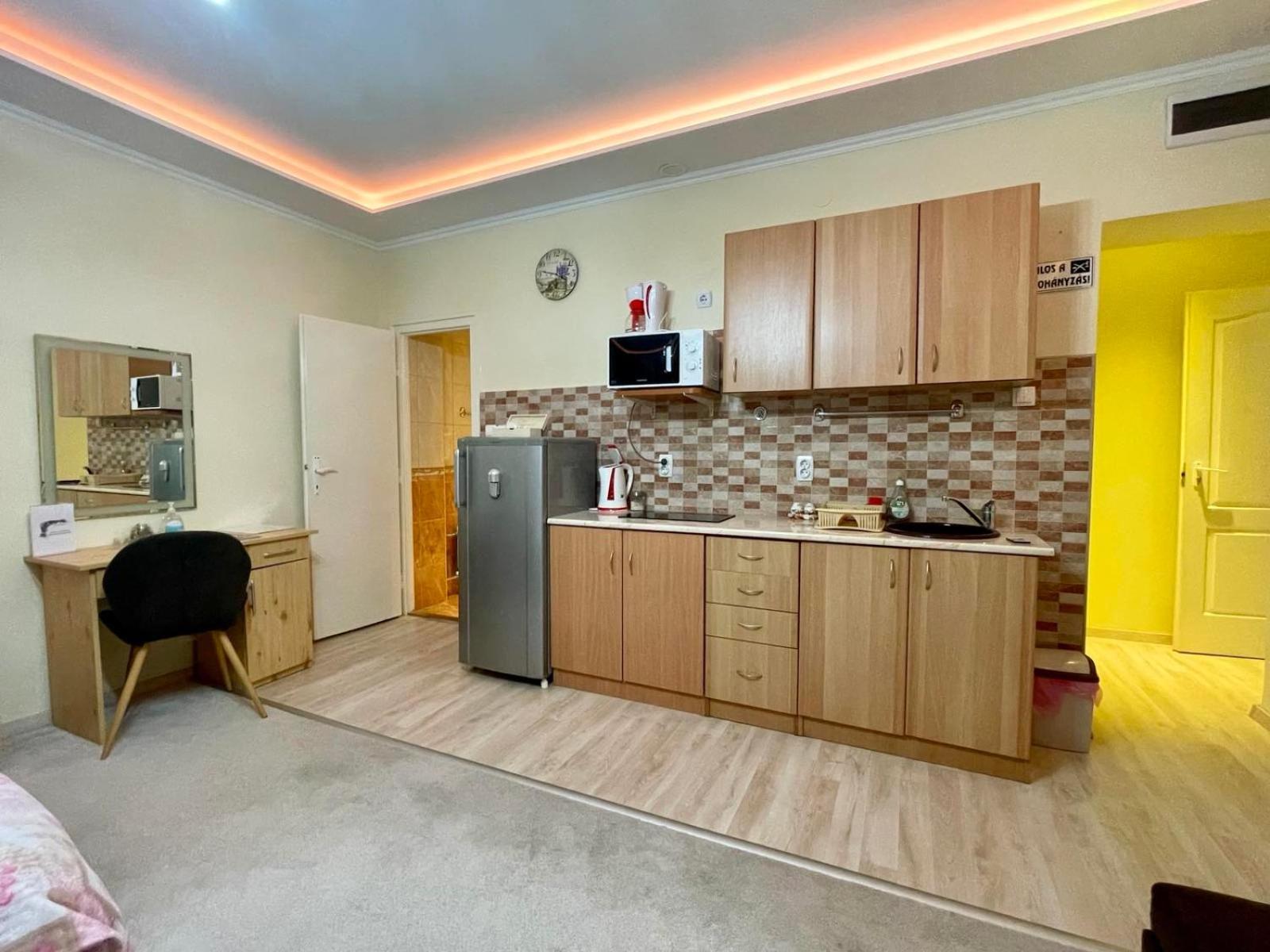 Belien Apartman Makó Szoba fotó